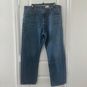 Wrangler Premium Quality Straight Fit Mens Jeans Size 38x30 Blue Denim Blend